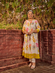 Printed Cotton Blend Kurta With Pants