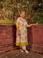 Printed Cotton Blend Kurta With Pants