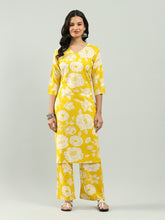 Printed Cotton Blend Kurta With Pants