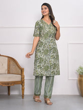 Printed Muslin Kurta With Pants