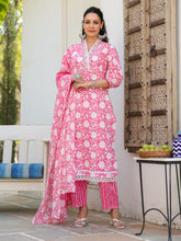 Floral Printed Cotton Blend Kurta With Pants & Dupatta