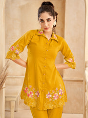 Embroidered Cotton Blend Kurta With Pants