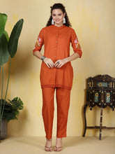 Printed Cotton Blend Kurta With Pants