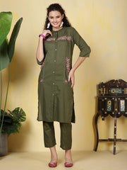 Printed Cotton Blend Kurta With Pants