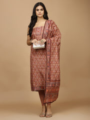 Unstitched Suits for Women