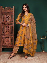 Floral Printed Cotton Blend Kurta With Pant & Dupatta