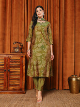 Printed Muslin Kurta With Pants & Dupatta