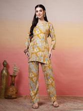 Printed Cotton Blend Kurta With Pants