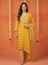 Printed Cotton Blend Kurta With Pant & Dupatta