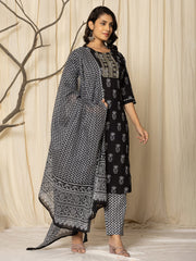 Printed Cotton Blend Kurta With Pants & Dupatta