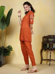 Printed Cotton Blend Kurta With Pants