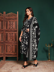 Digital Printed Cotton Blend Kurta With Pant & Dupatta