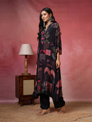Thread Embroidered Crepe Kurta With Pants