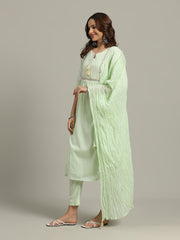 Thread Hand Embroidery Cotton Mulmul Kurta With Pants & Dupatta