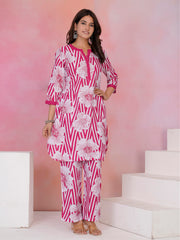 Printed Cotton Blend Kurta With Pants