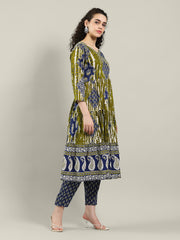 Printed Cotton Blend Kurta & Pants
