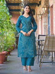 Threads Embroidery Cotton Blend Kurta With Pants