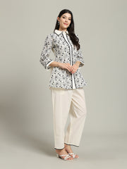 Thread Embroidery Cotton Blend Kurta With Pants