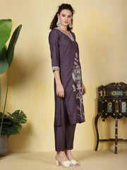 Resham Booti Muslin Kurta With Pants & Dupatta