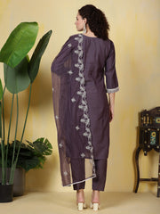 Resham Booti Muslin Kurta With Pants & Dupatta