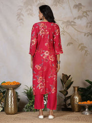 Printed Neck Embroidered Cotton Blend Kurta