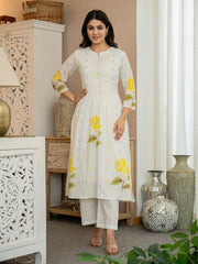 Printed Cotton Blend Kurta With Pants