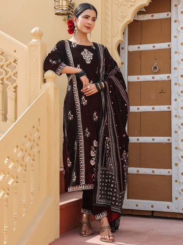 Printed Velvet Kurta With Pants & Dupatta