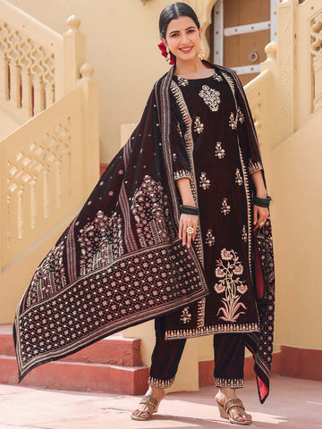 Printed Velvet Kurta With Pants & Dupatta