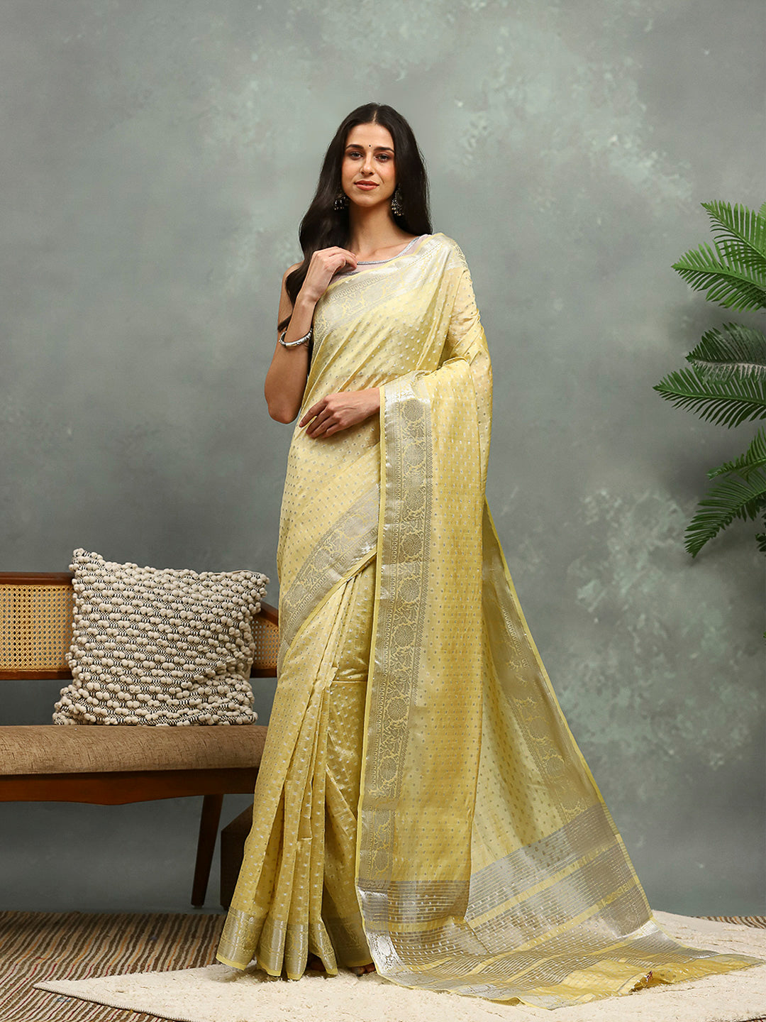 Zaari Border Art Silk Saree