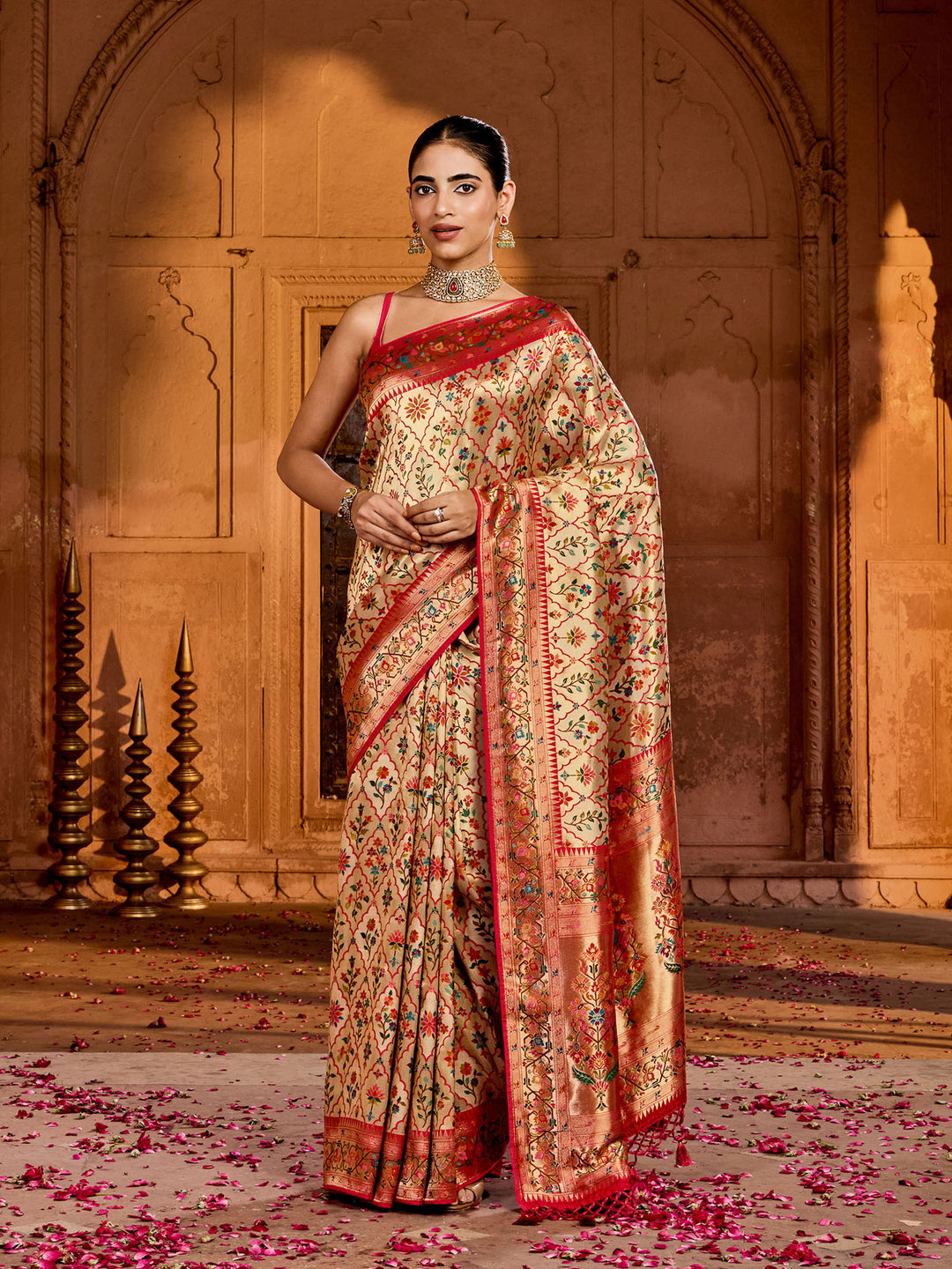 Rani Woven Design Dola Silk Saree