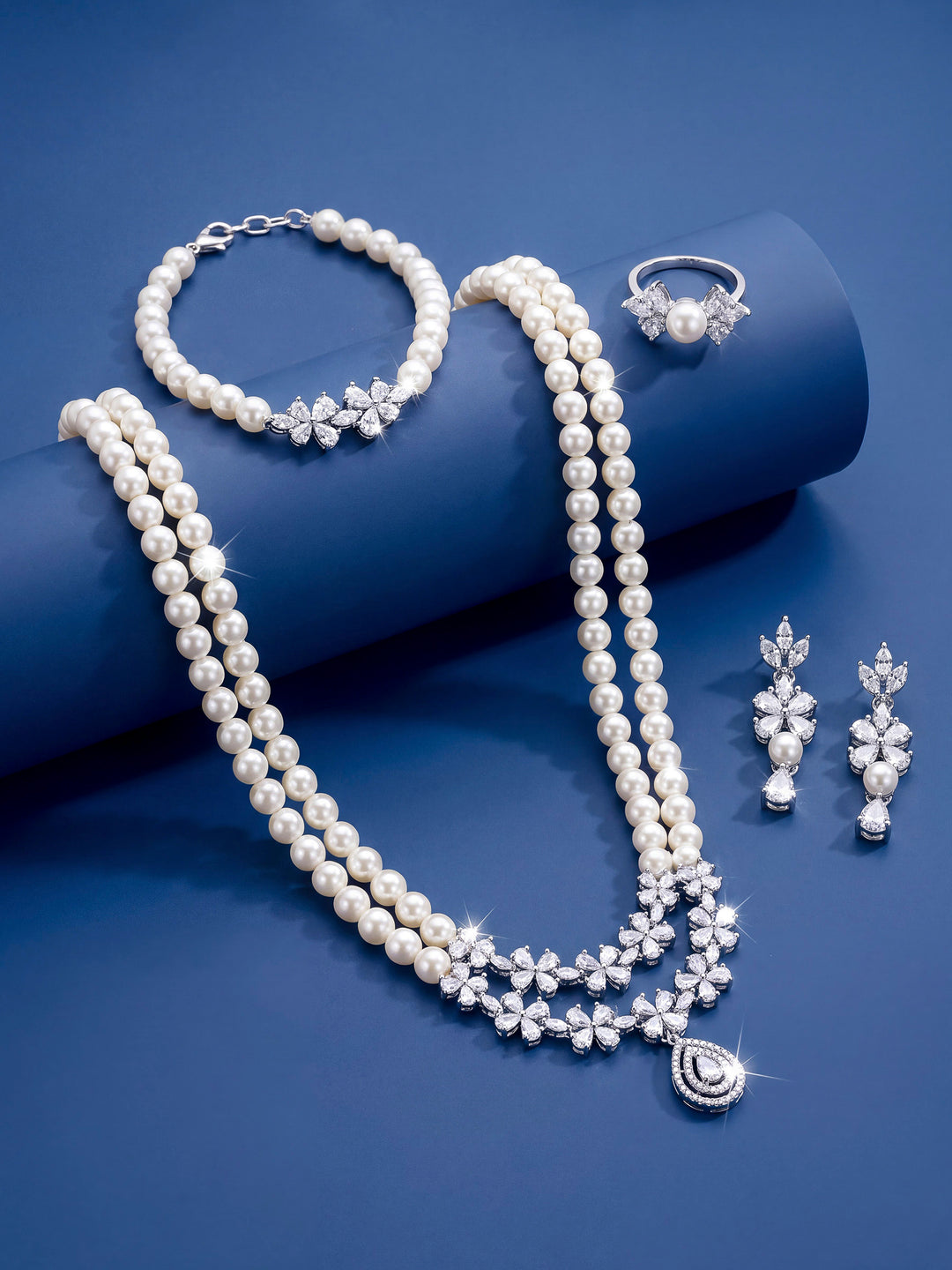 Silver White Jewellery Set