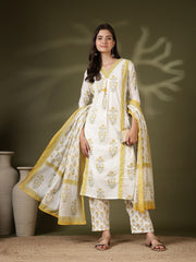 Printed Cotton Blend Kurta With Pant & Dupatta