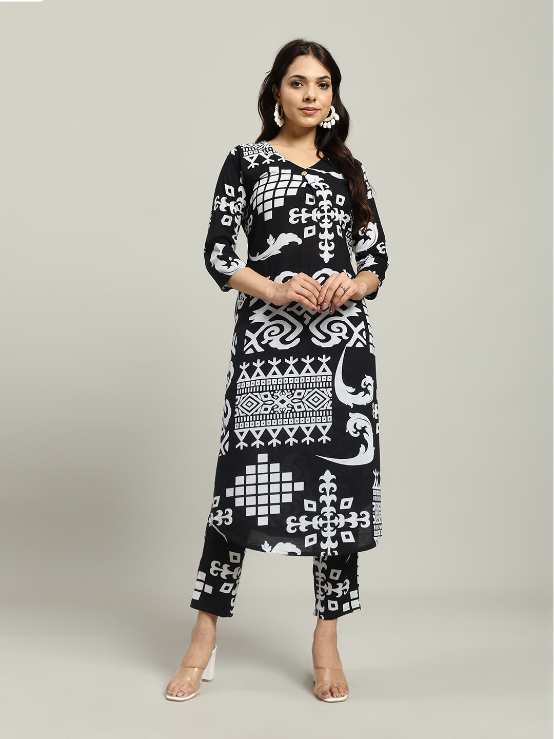 Printed Cotton Blend Kurta With Pants