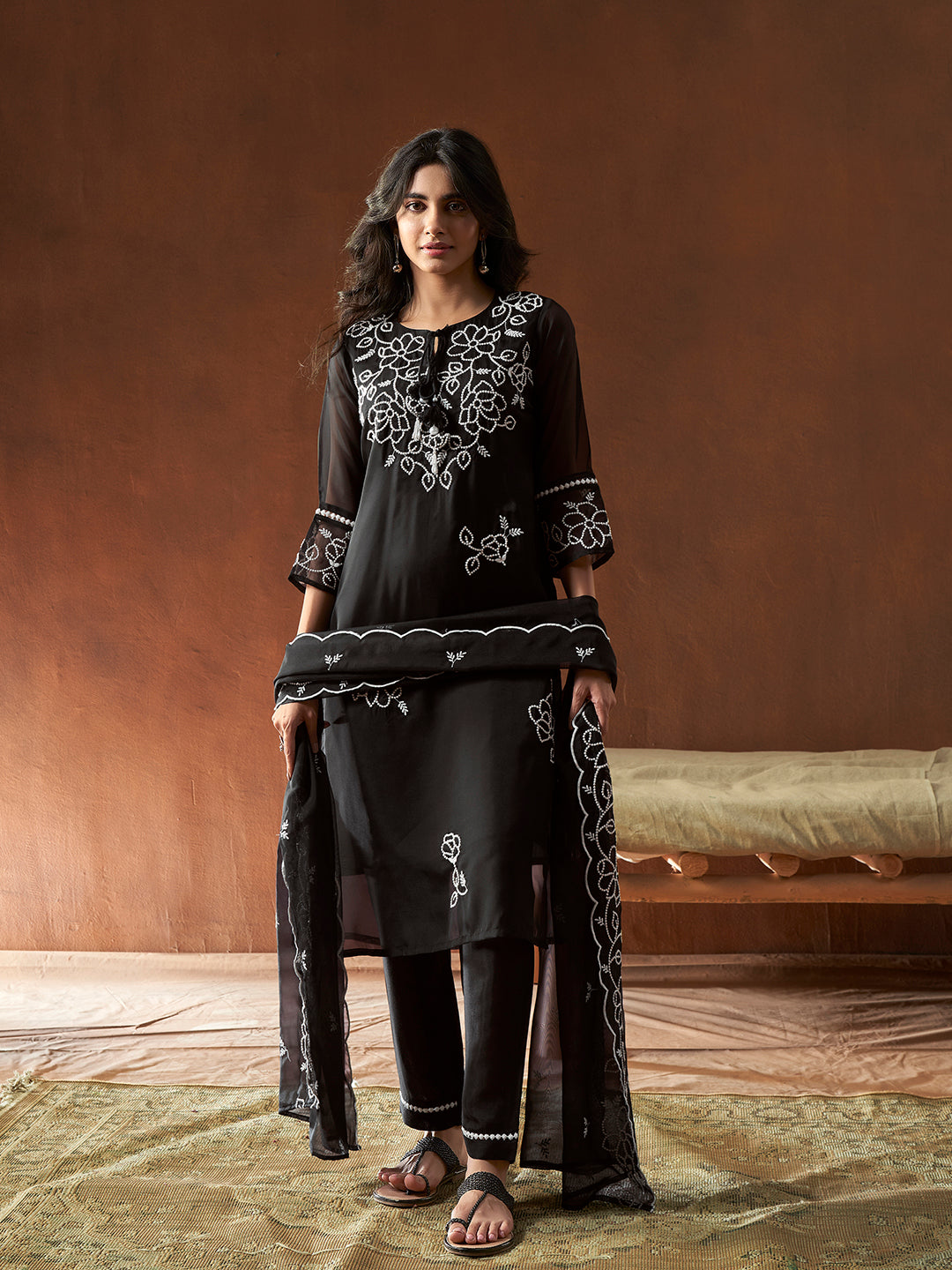 Neck Embroidered Organza Kurta With Pants & Dupatta