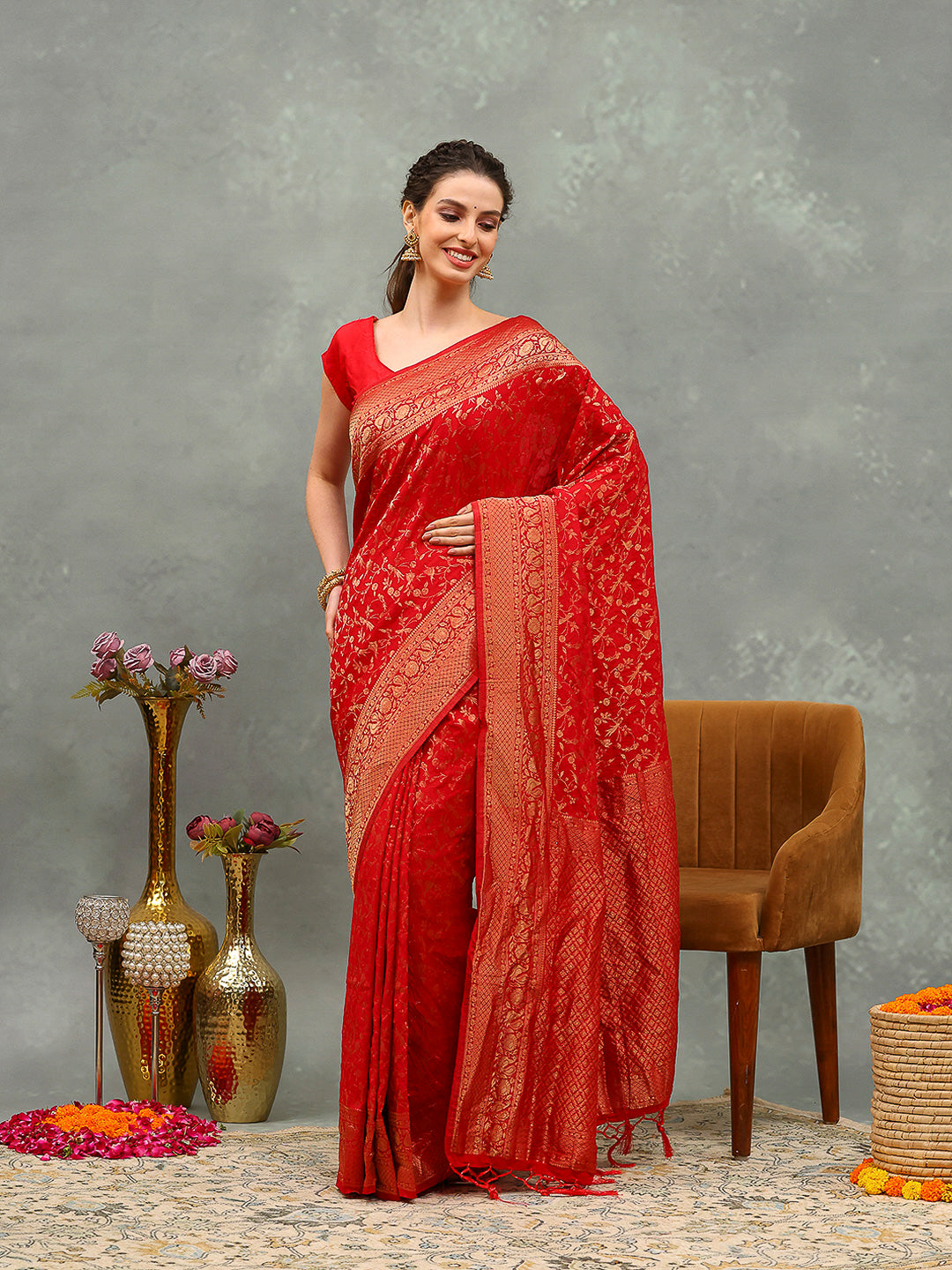 Zaari Jaal Crepe Saree