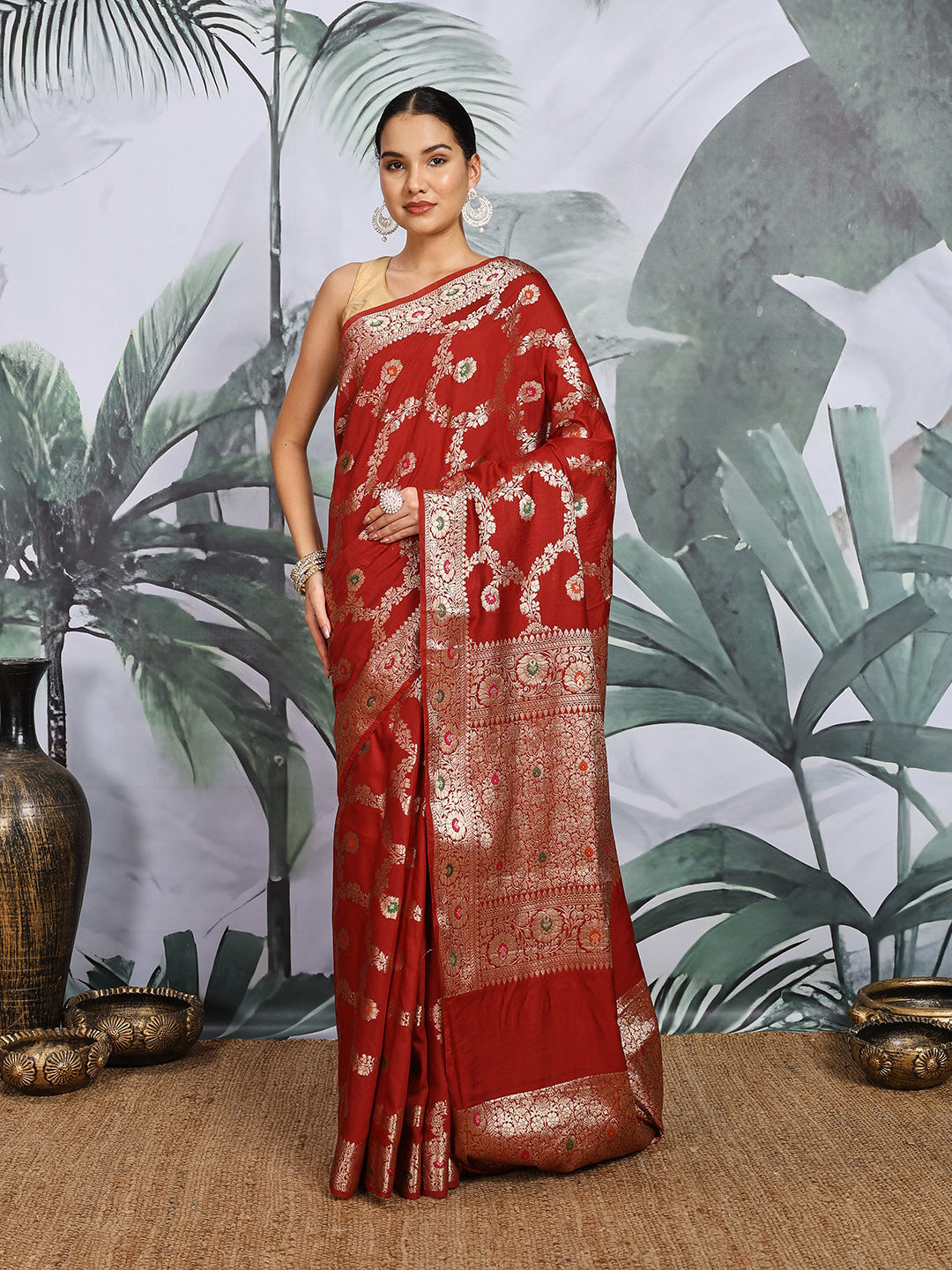 Zari Border Booti Cotton Blend Woven Saree
