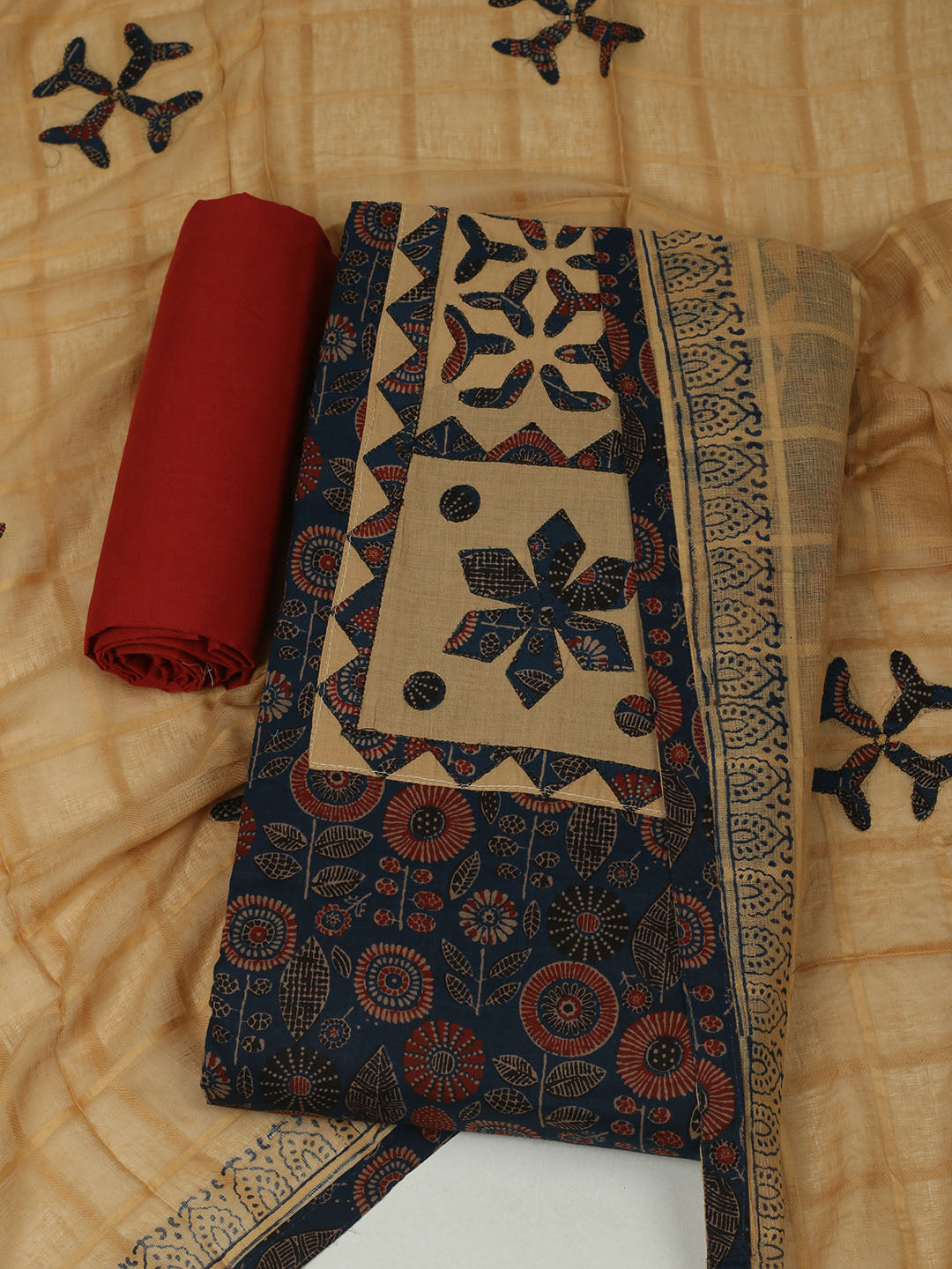 Printed Cotton Unstitched Suits Printed Suit With Pant &amp; Dupatta