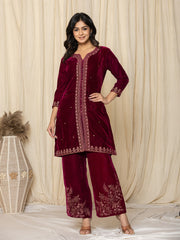 Zari Neck Embroidered Velvet Kurta With Pants