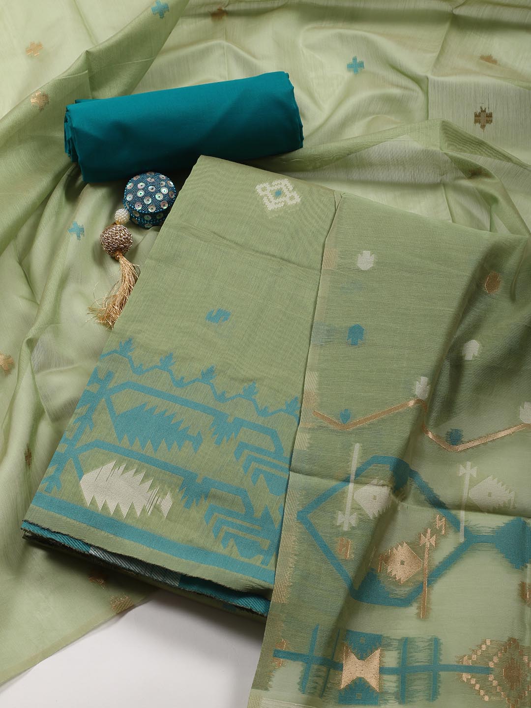 Unstitched suits