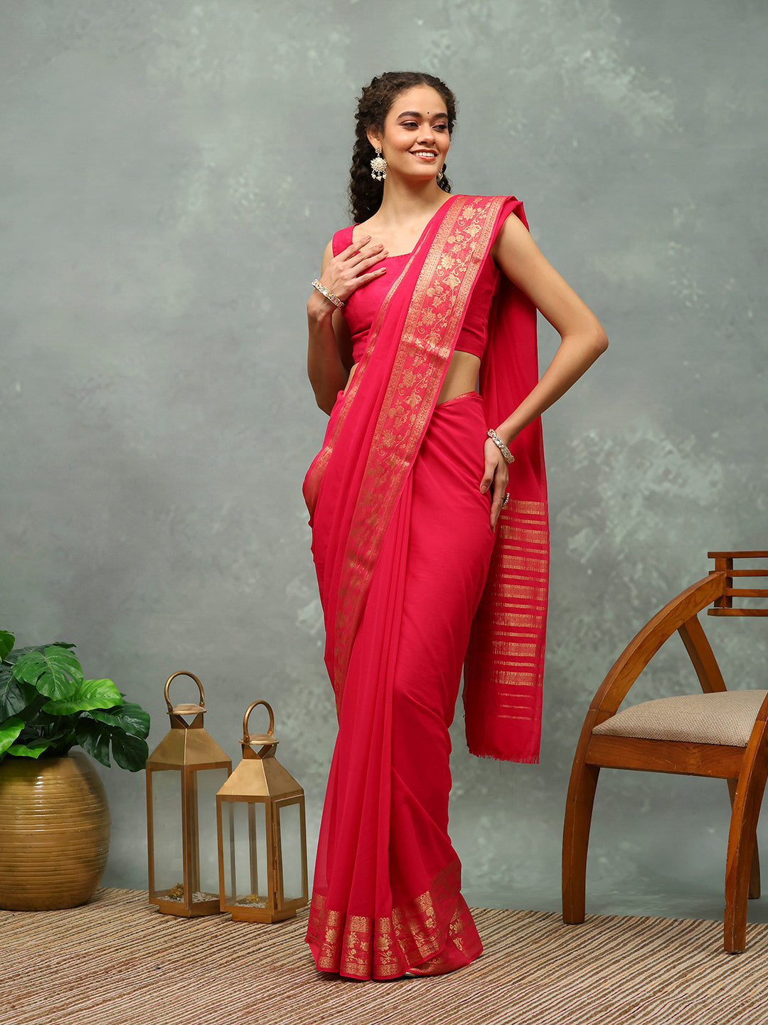 Woven Border Chiffon Woven Saree
