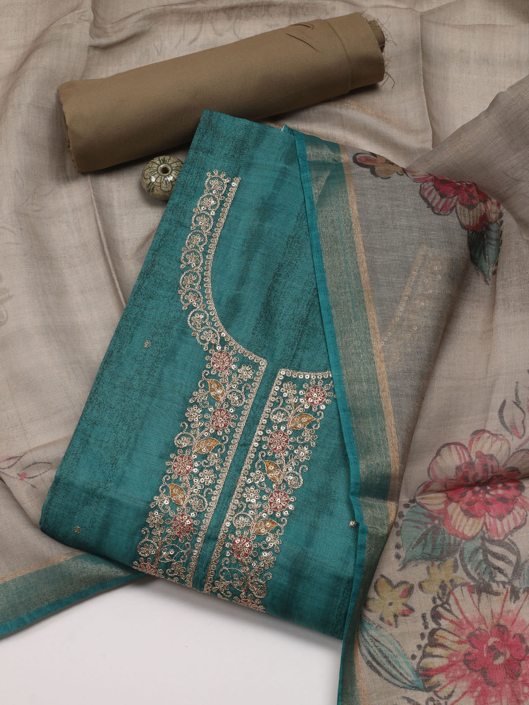 Unstitched suits