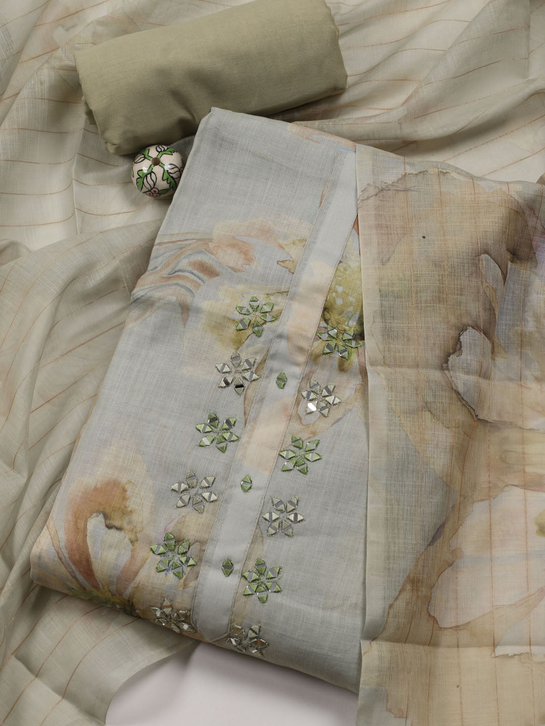 Neck Patti Linen Unstitched Suit With Dupatta