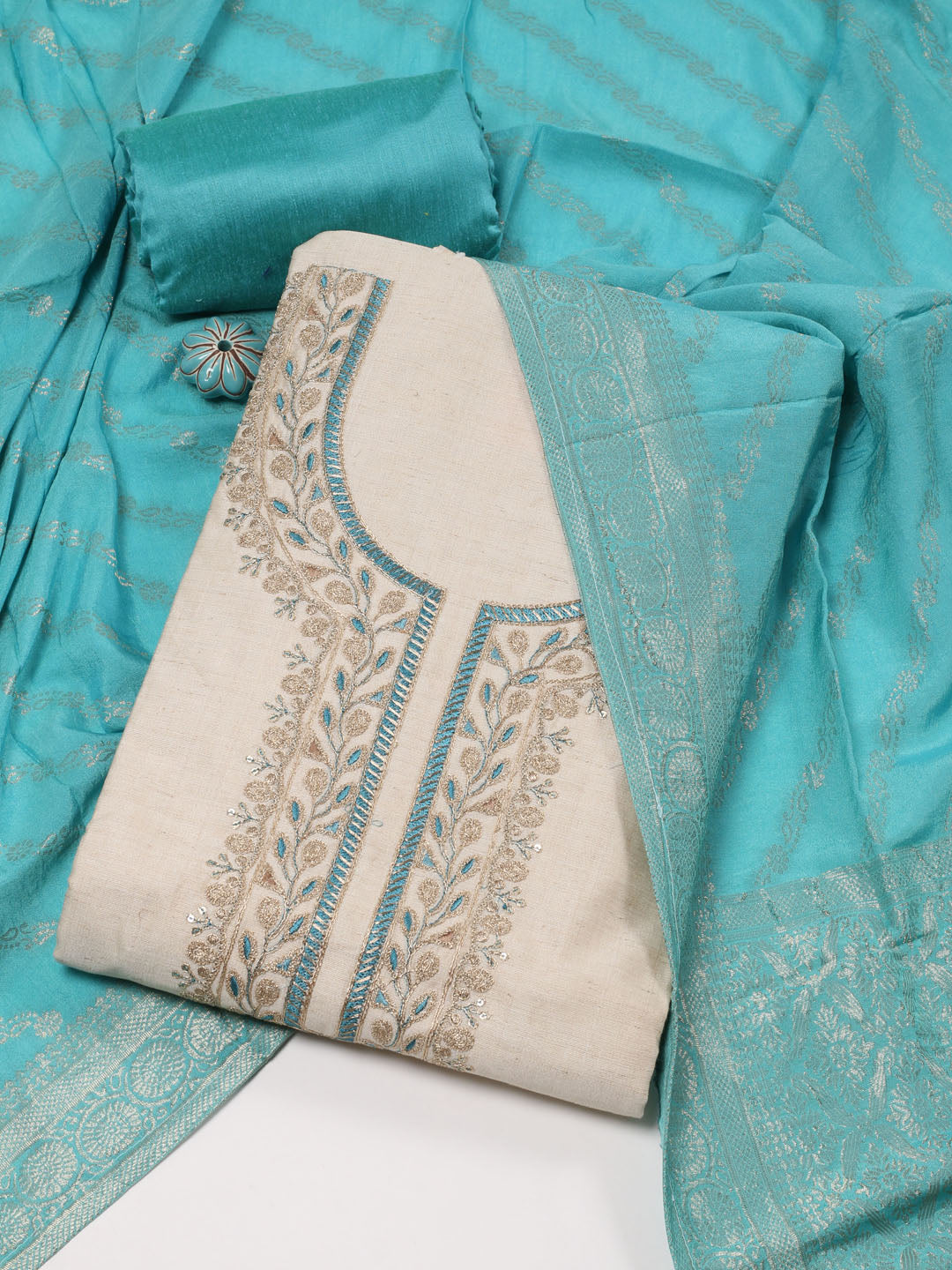 Unstitched suits