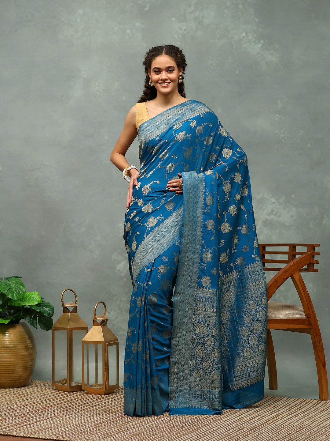 Woven Border Georgette Saree