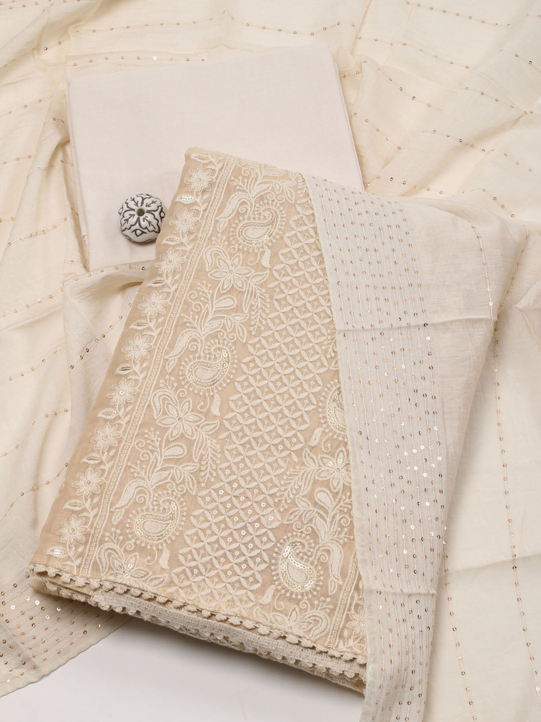 Unstitched suits
