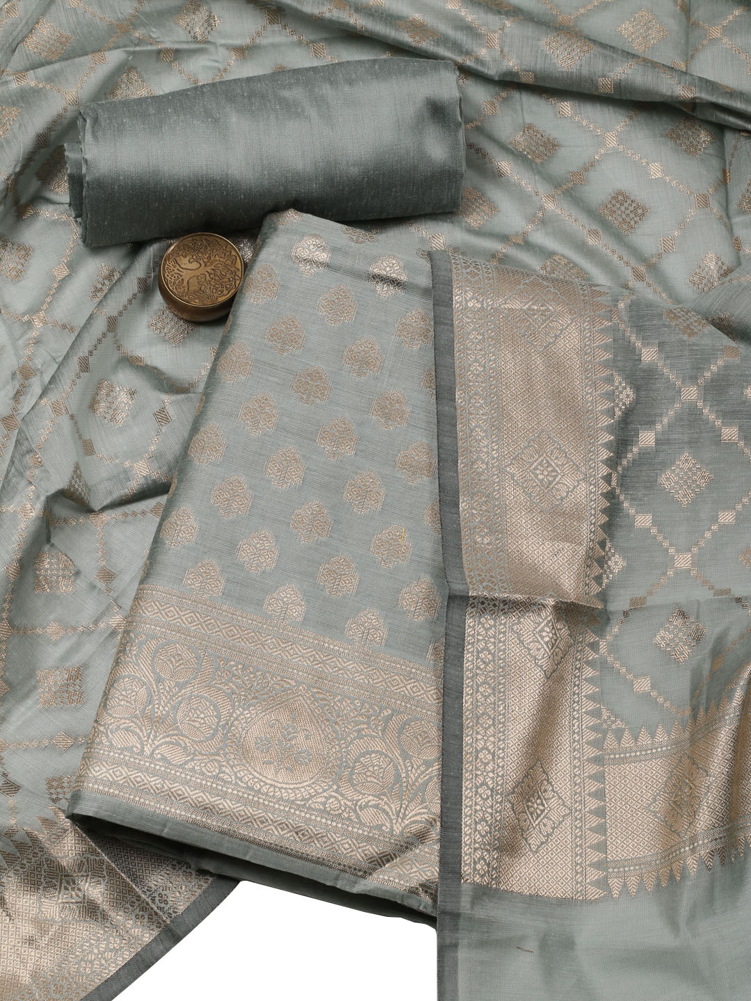 Unstitched suits