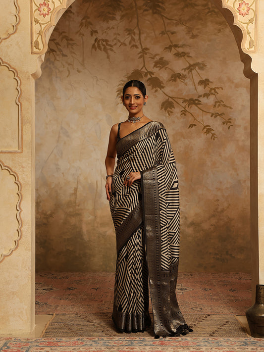 embroidery saree