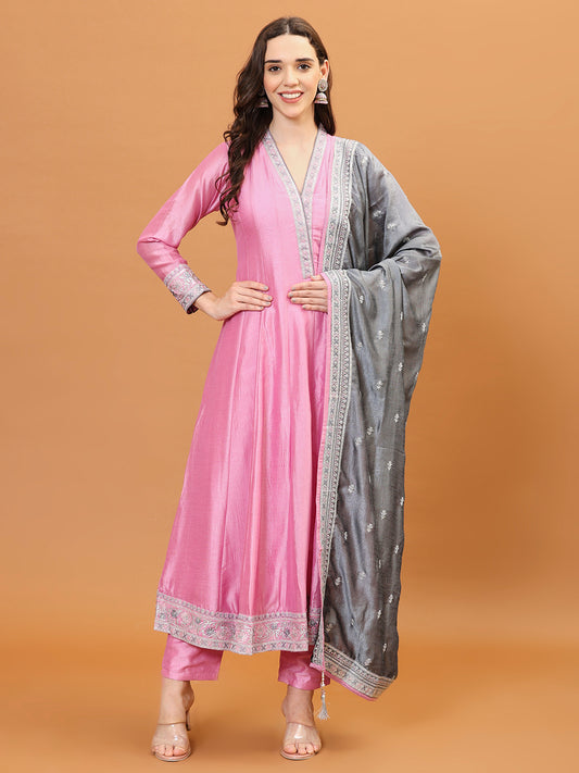 Resham Zari Embroidered Handloom Kurta With Pants & Dupatta