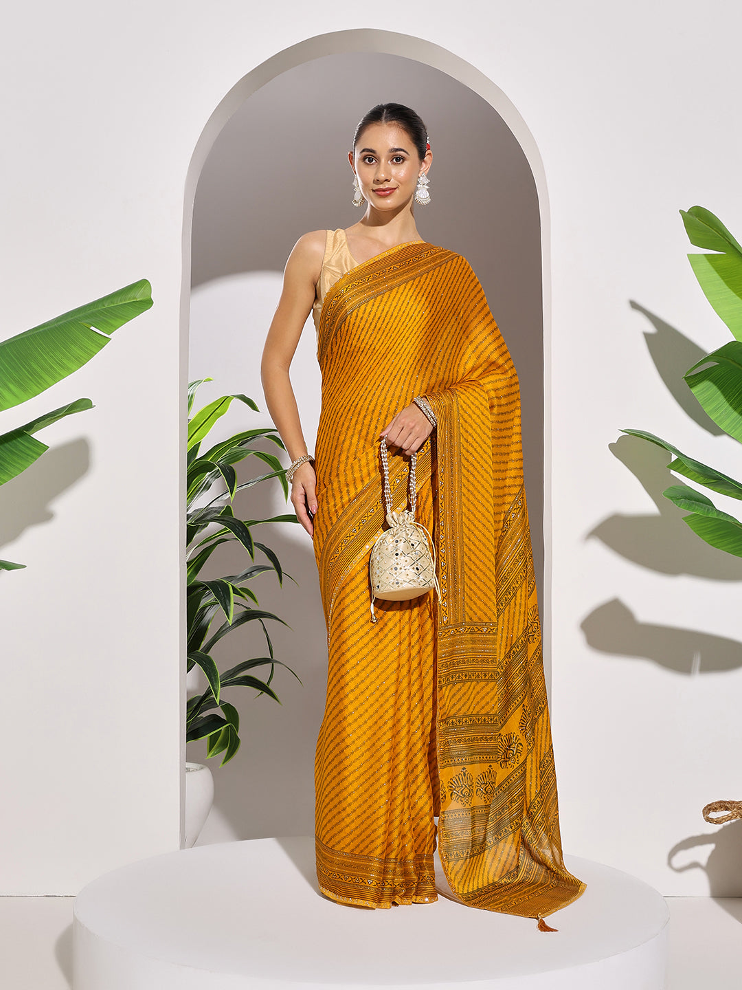 Floral Printed Georgette Saree