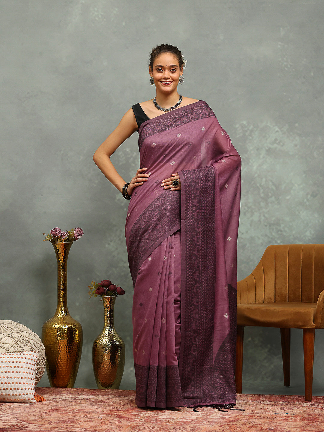 Resham Booti Woven Cotton Blend Saree